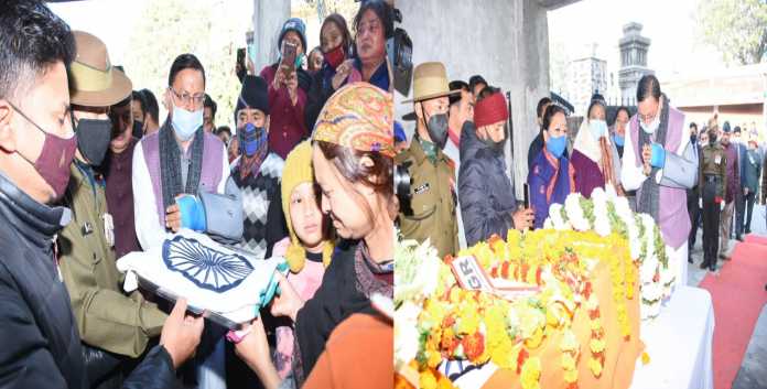 Picsart_22-01-02_13-36-04-871 Last visit of martyr Pradeep Thapa in Dehradun, CM Pushkar Singh Dhami reached there and paid floral tribute