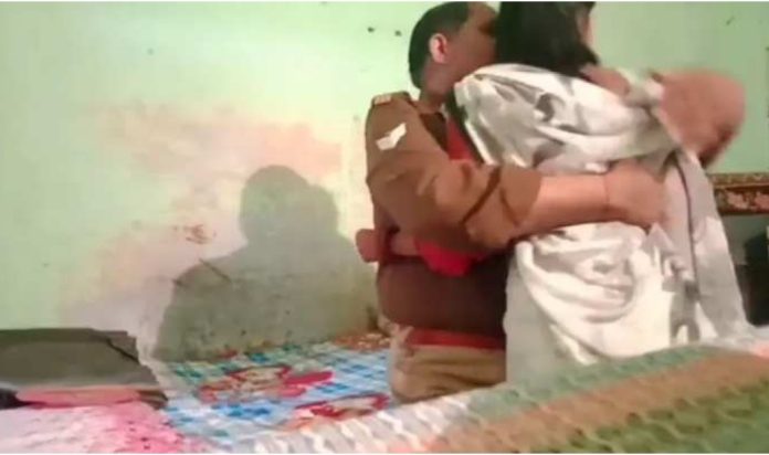 IMG_20220824_151626 UP Police jawan molested a woman by entering her house, how the video went viral