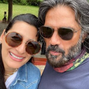 Know about Sunil Shetty's wife Mana