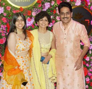 See Shailesh Lodha's real life wife
