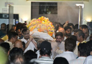Satish kaushik last rites